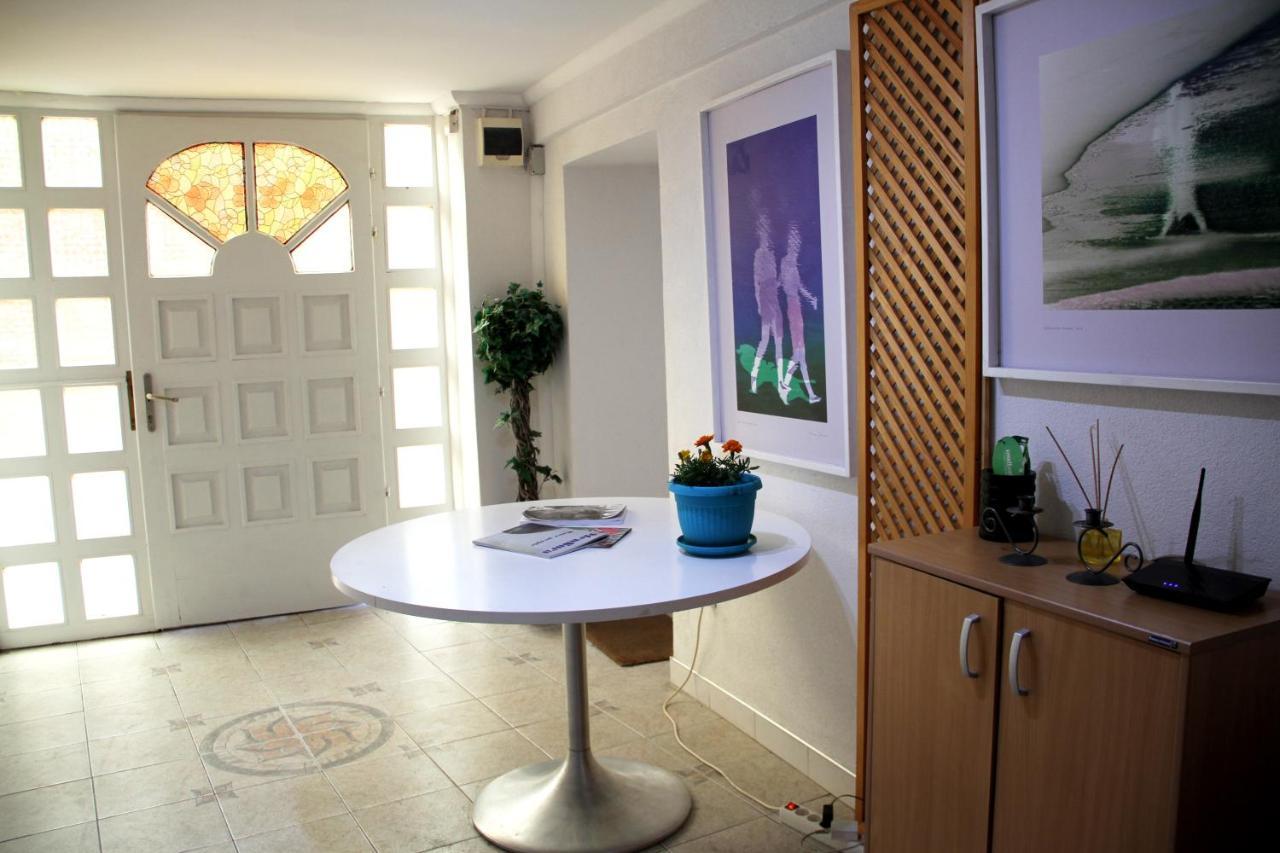 Downtown Green Oasis Apartments サラエヴォ エクステリア 写真